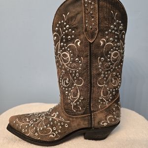 Ladies boots
